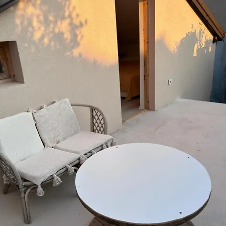 Conclavia Apartment